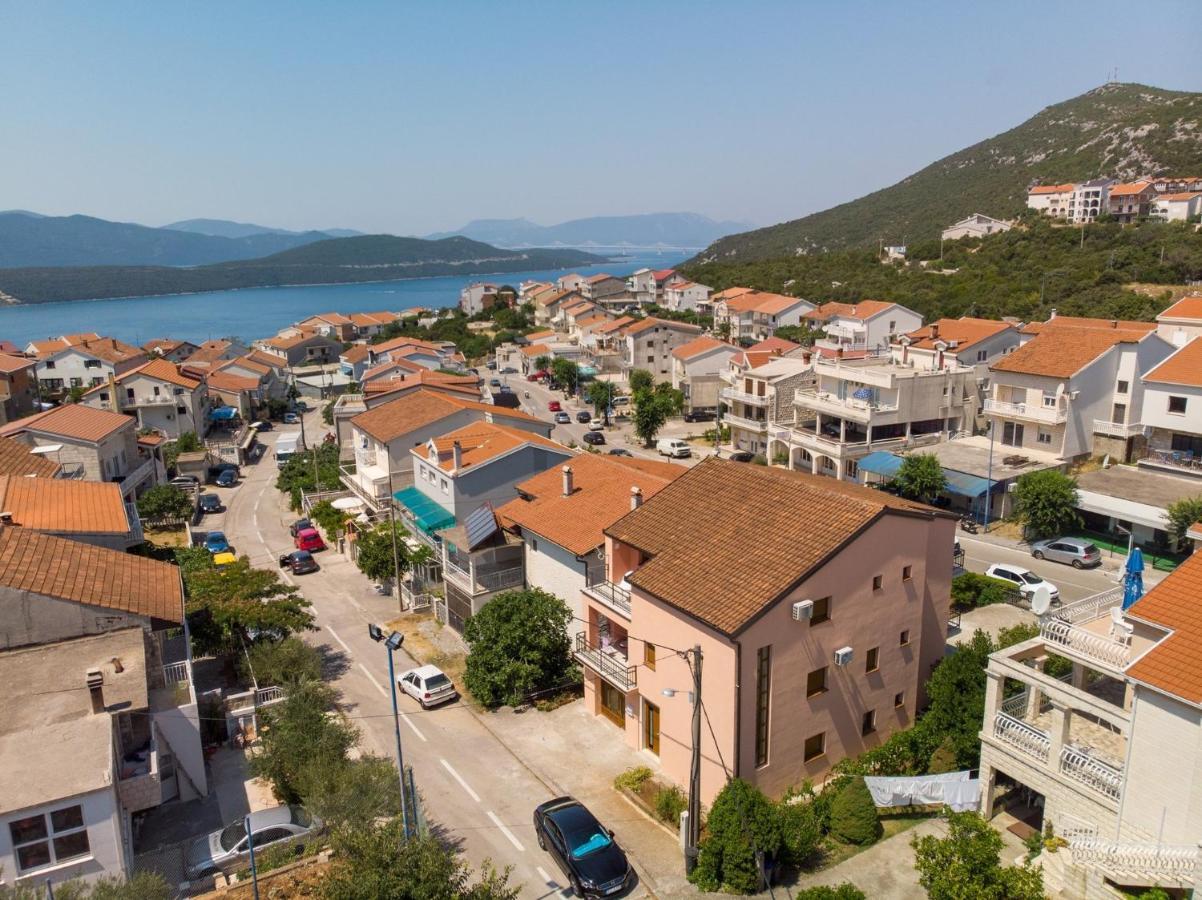 Apartments Mira Neum Exterior foto